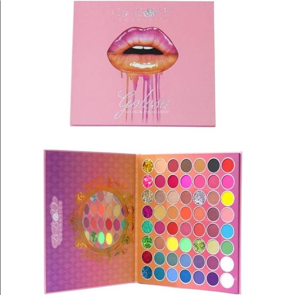 GOLOSA 56 color eyeshadow palette glitter and matte